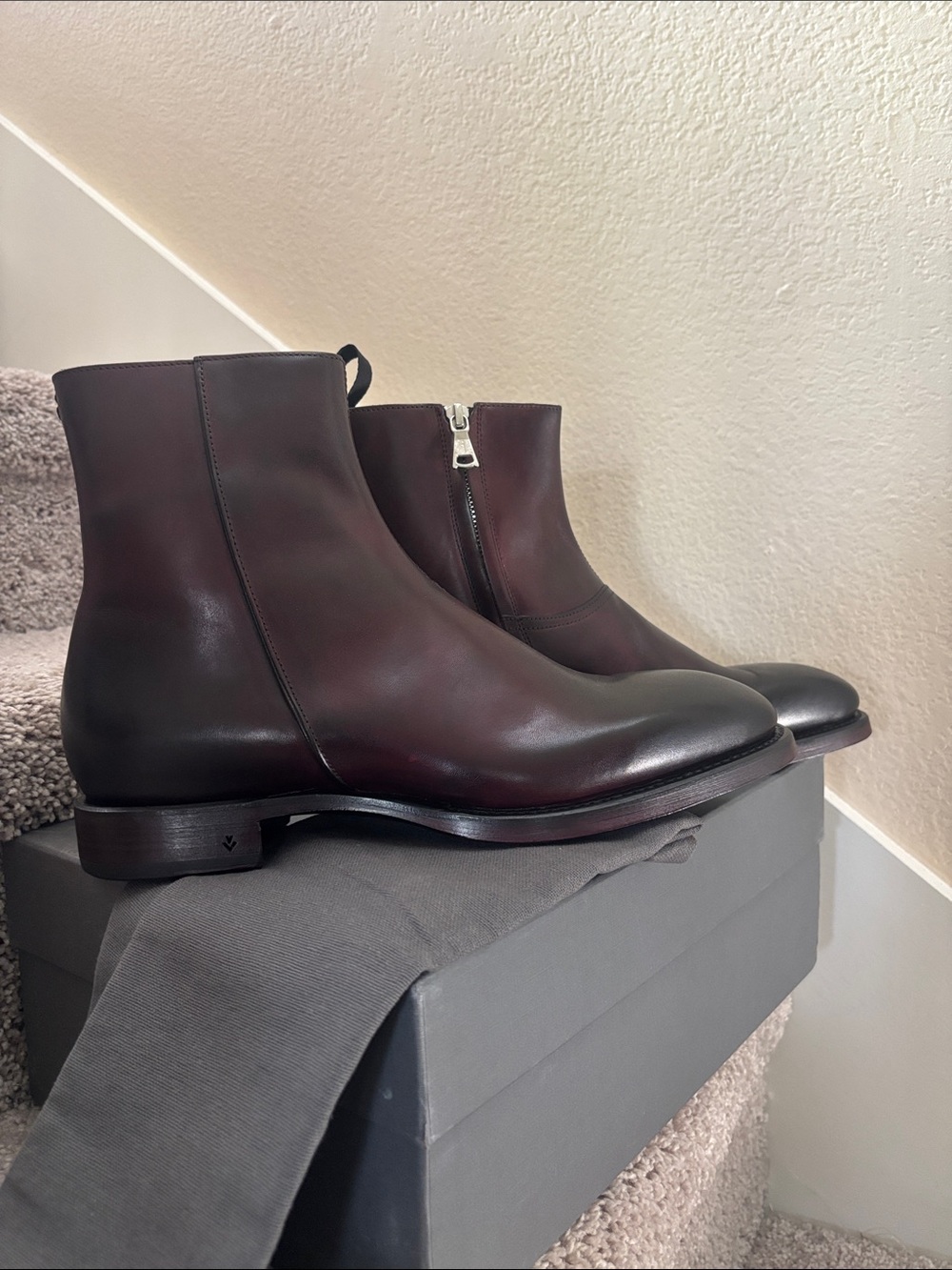 John Varvatos Men's Chelsea Zip Ankle Boots in Dark Brown Size 8.5 - Picture 5 of 6